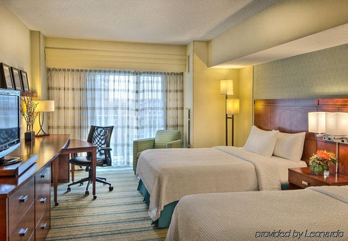 Courtyard By Marriott Ocean Oceanfront Ocean Stadt